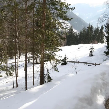 Modern Chalet Near Ski Area In Bad Kleinkirchheim